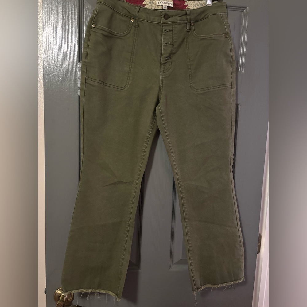 FRYE AND CO. Mid Rise Crop Flare Exposed Button Stretch Jeans Size 14